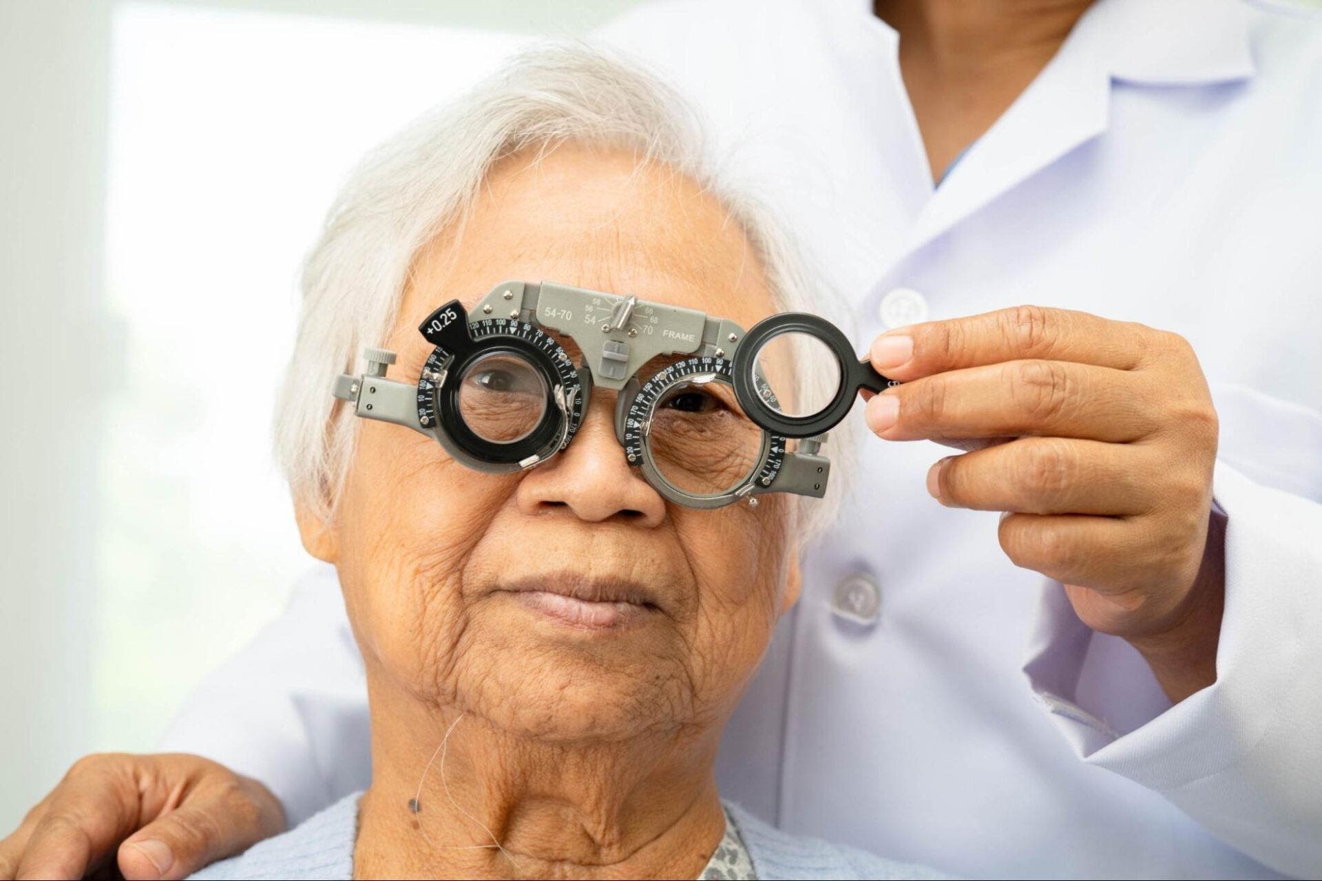 Woman with low vision specialist