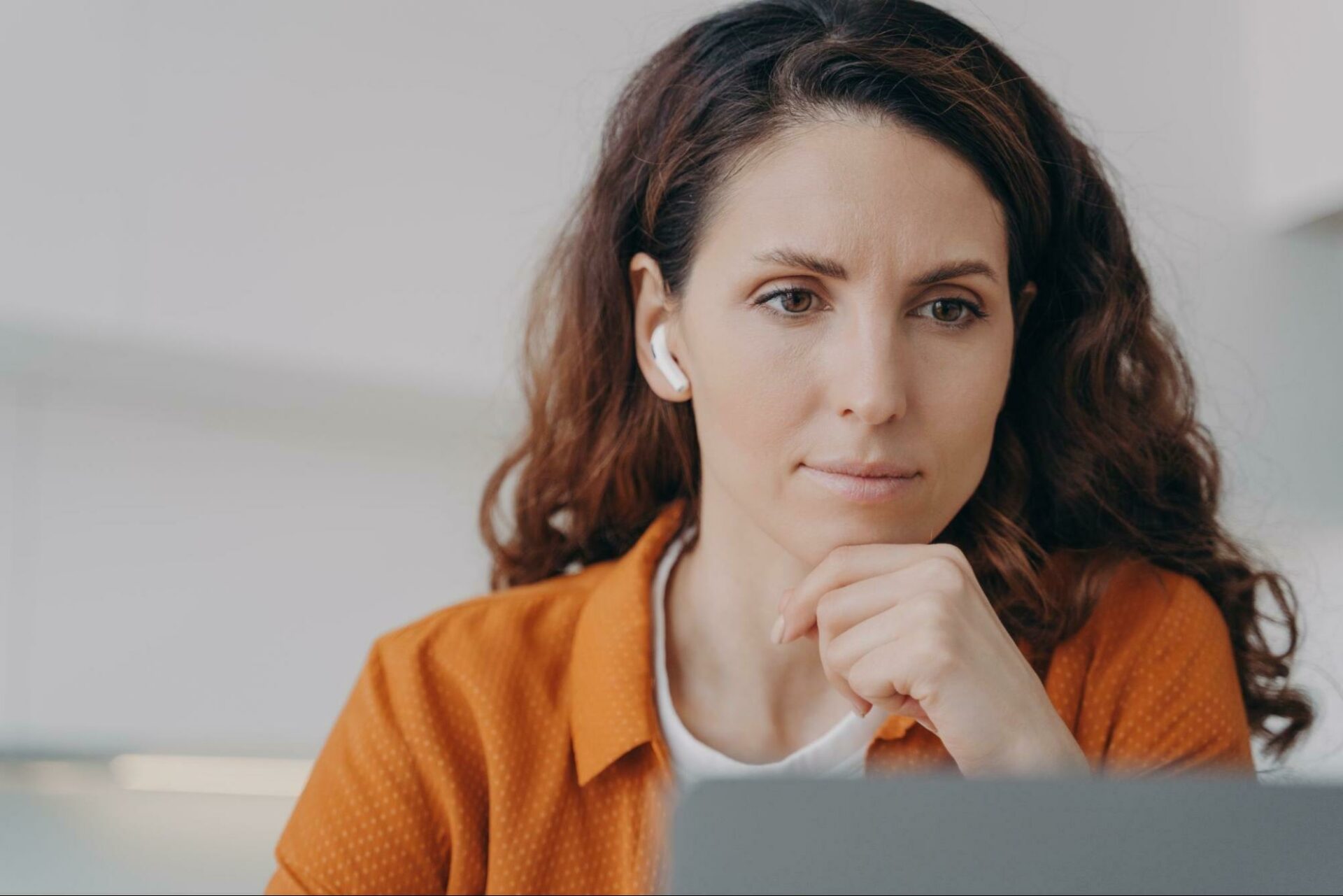 Sudden inability to focus eyes answers from experts